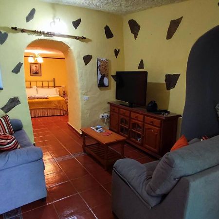 Casa De Abuela Petra Pensionat Gáldar Exteriör bild